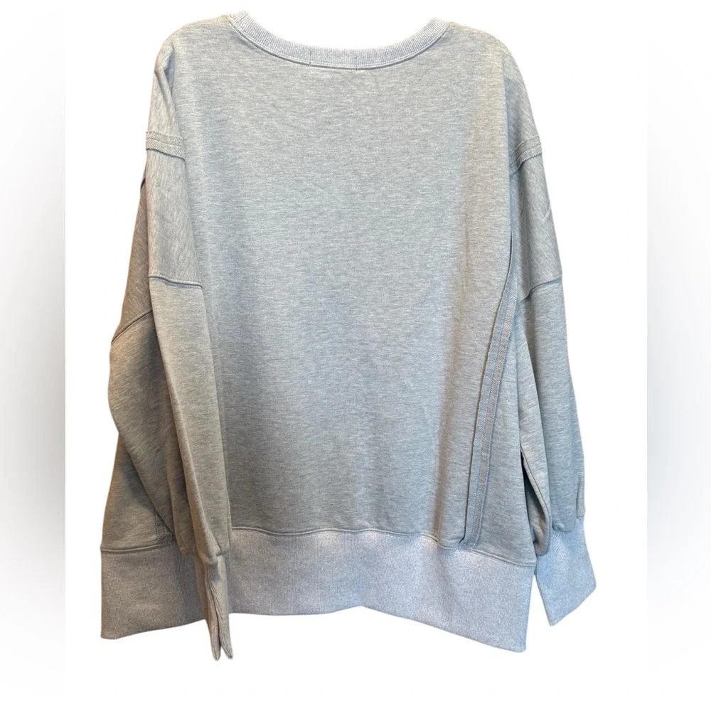 Trendy Queen viral Sweatshirt - Picture 4 of 16